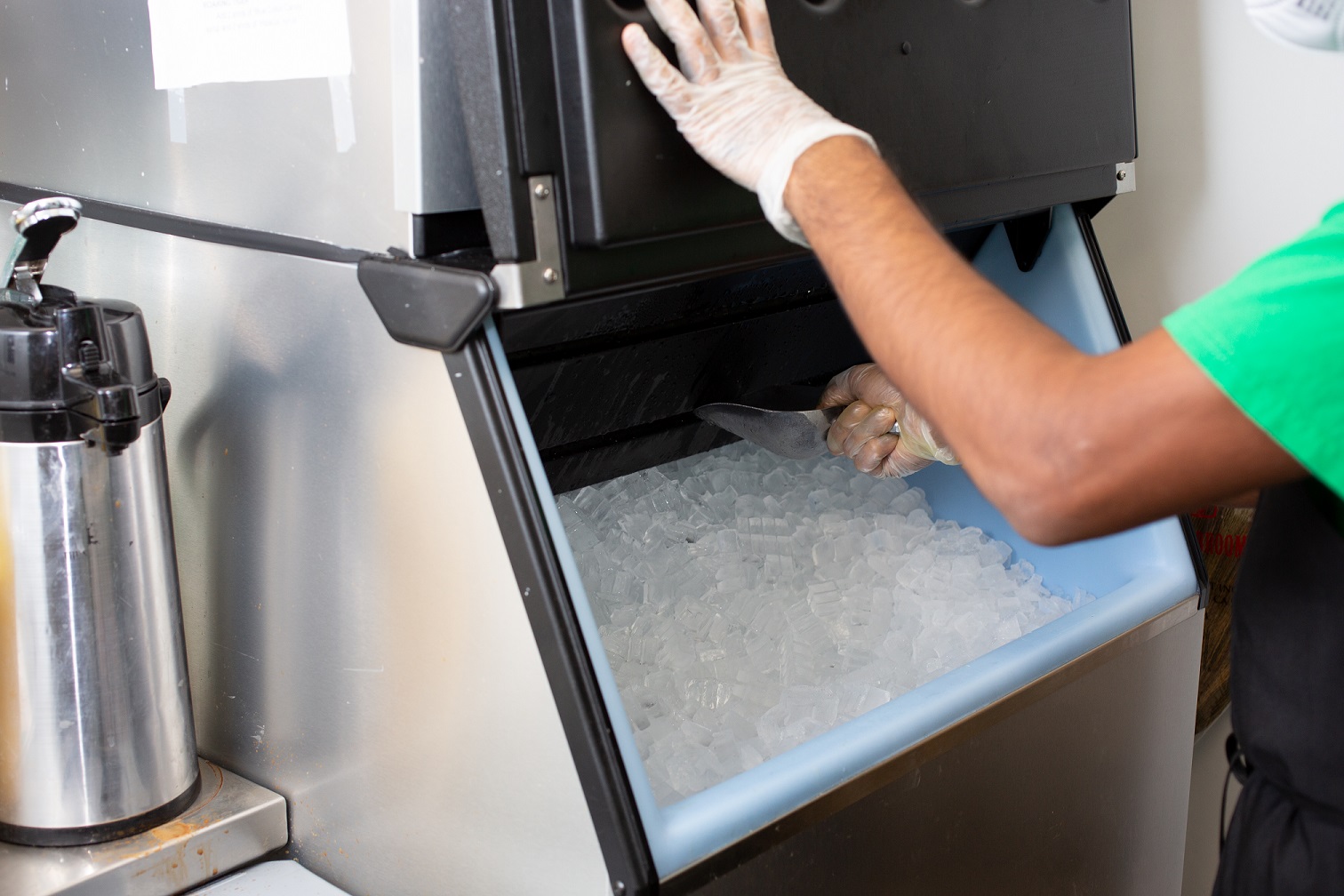 big ice maker machine